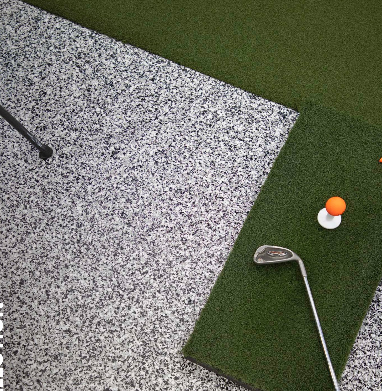 Epoxy garage floor with putting green